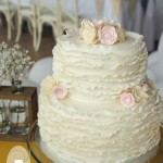 Vintage Inspired Ruffles {Kenilworth Homestead Wedding Cakes}